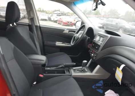 2010 Subaru Forester 2.5X Premium z USA, uszkodzony, nr VIN JF2SH6CCXAH719237